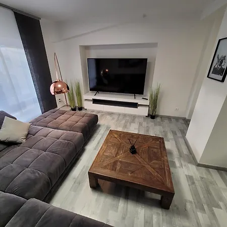 Le Cinephile : Vivez Comme Star A Hollywood ! * Creutzwald